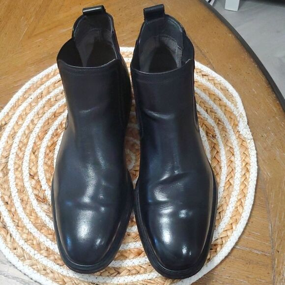 Steve Madden Black Leather Boots - Picture 3 of 9